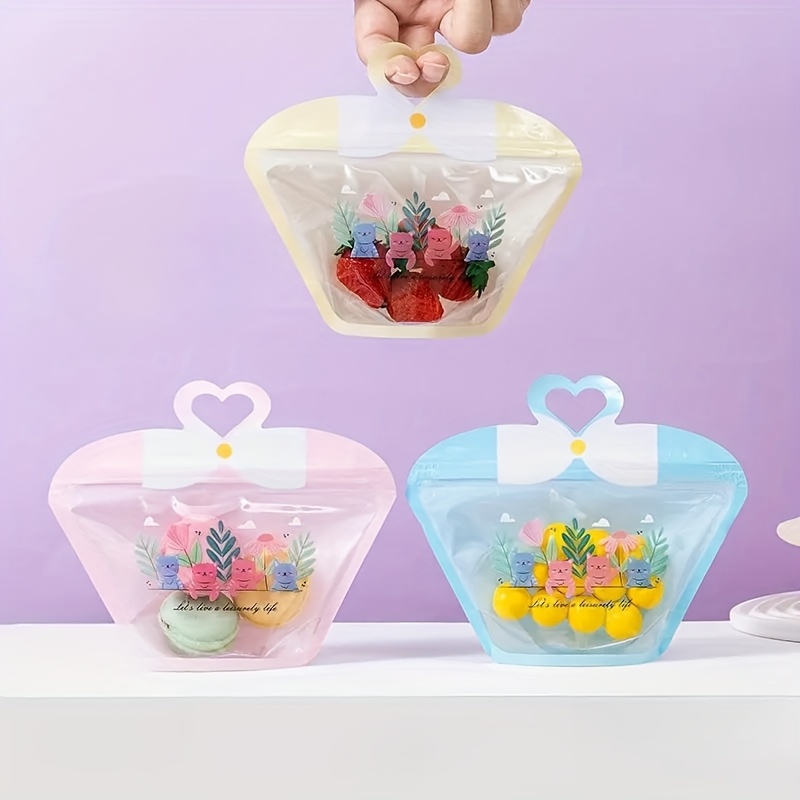 Cartoon Cute Self-sealing Bags, Snack Cookies Handheld Packaging Bags, Toy Storage Bags, Apple Shape Plastic Bags, Preferred Materials, Strong and Durable, Comfortable Hand Feeling Random Color